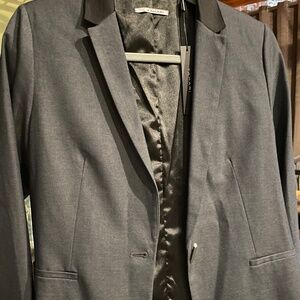Modern T Tahari Carina Blazer